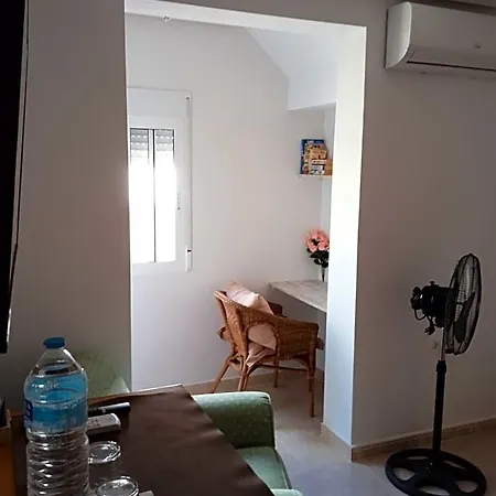 Pete's Place 3*