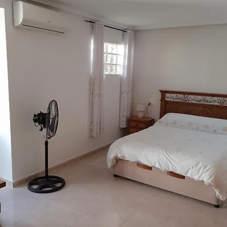 Pete's Place 3*