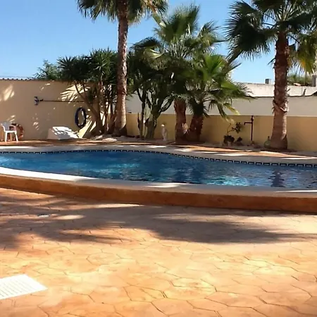 Bed & Breakfast Pete's Place La Mariña