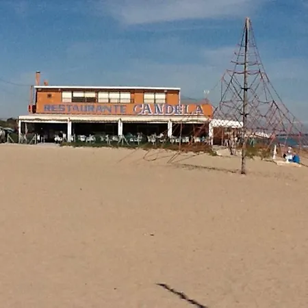Pete's Place 3*